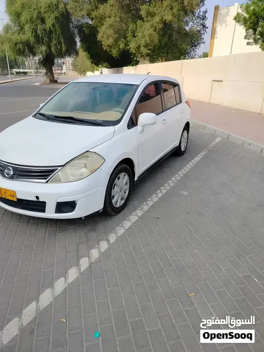 Nissan Tiida 2013 photo 5