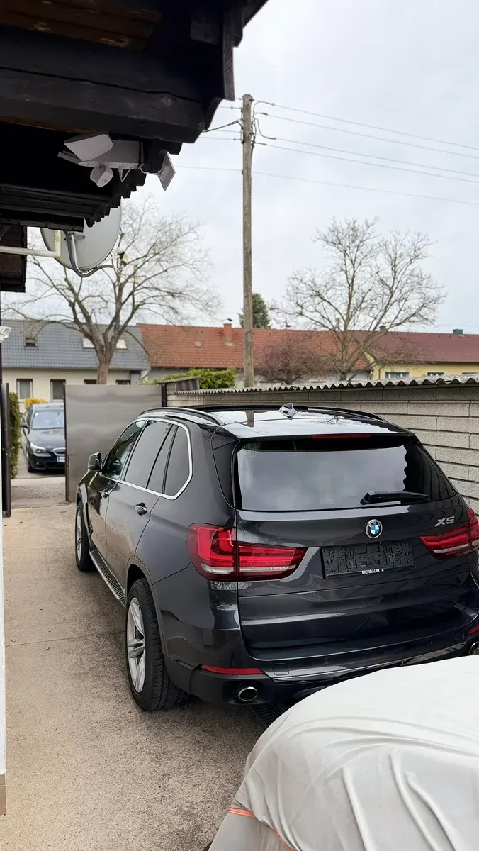 BMW X5 2013 photo 2