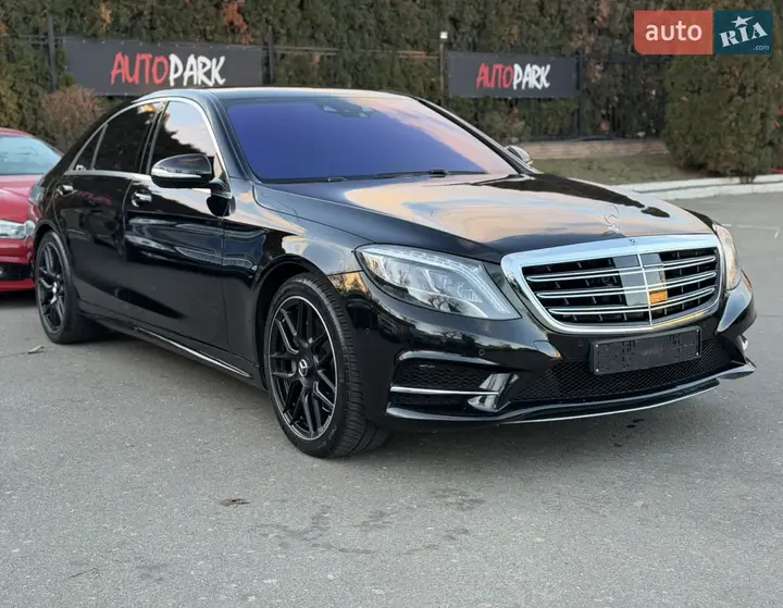 Mercedes-Benz S-Class