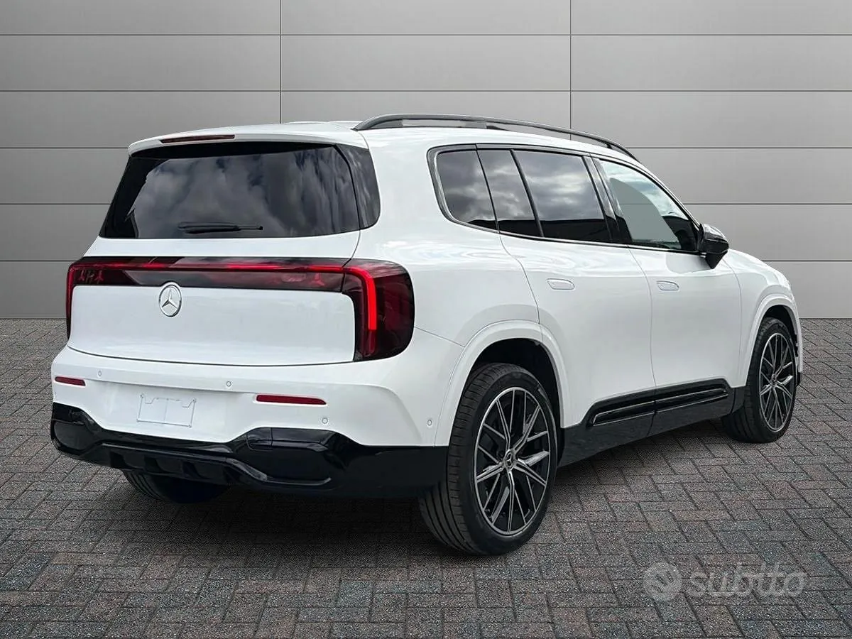 Mercedes-Benz Glb photo 2