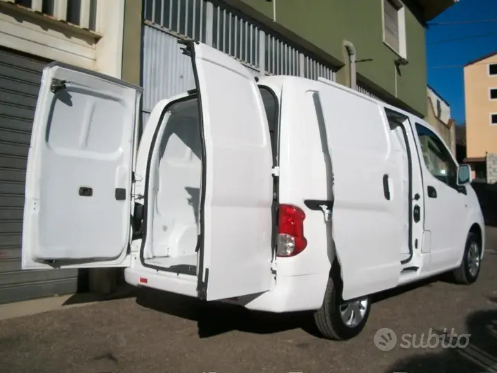 Nissan Nv200