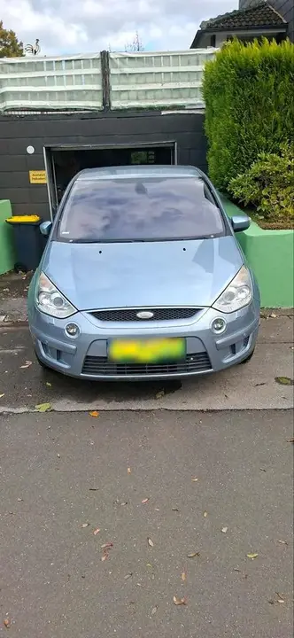 Ford S-Max