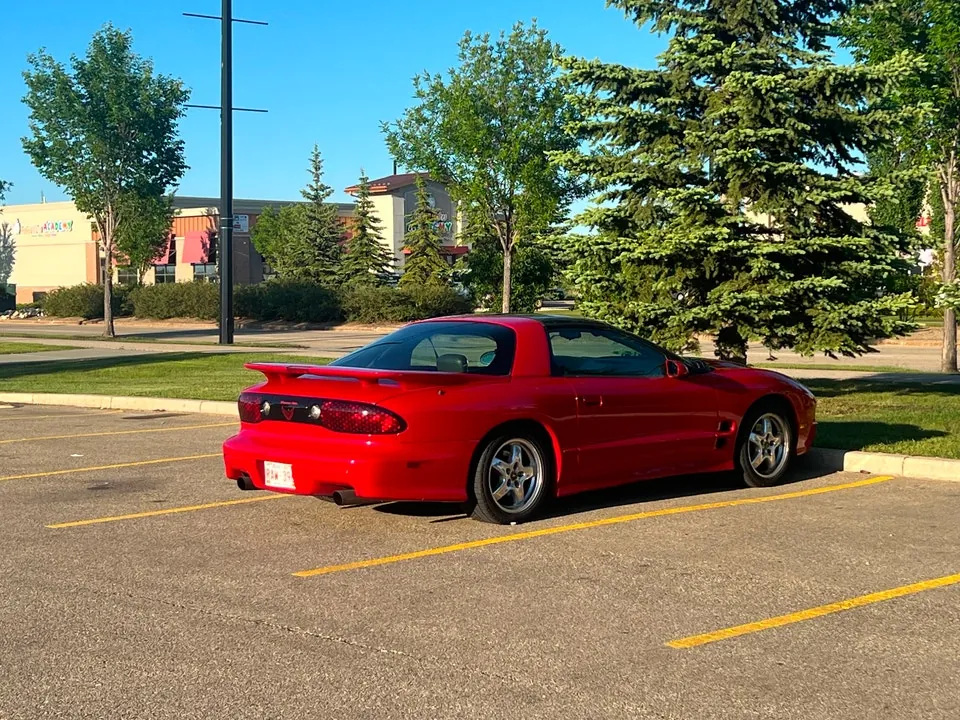 Pontiac Firebird 1998 photo 3