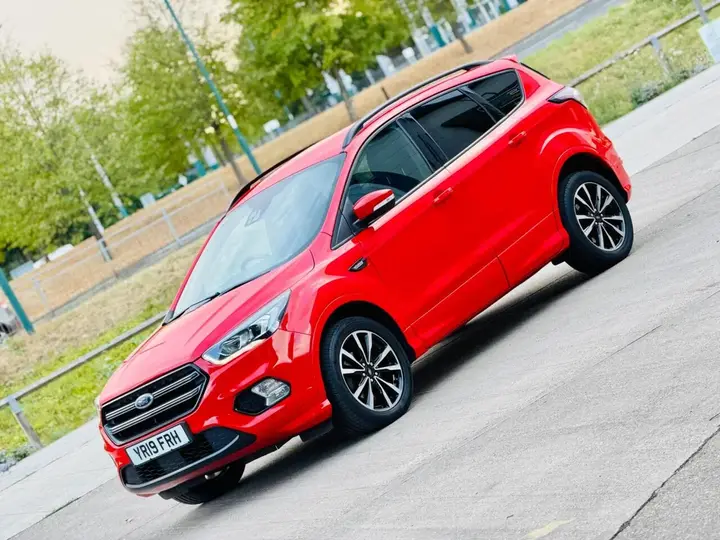 Ford Kuga 2019 photo 2