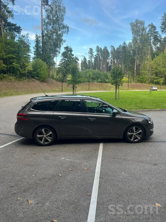 Peugeot 308 2014 photo 4