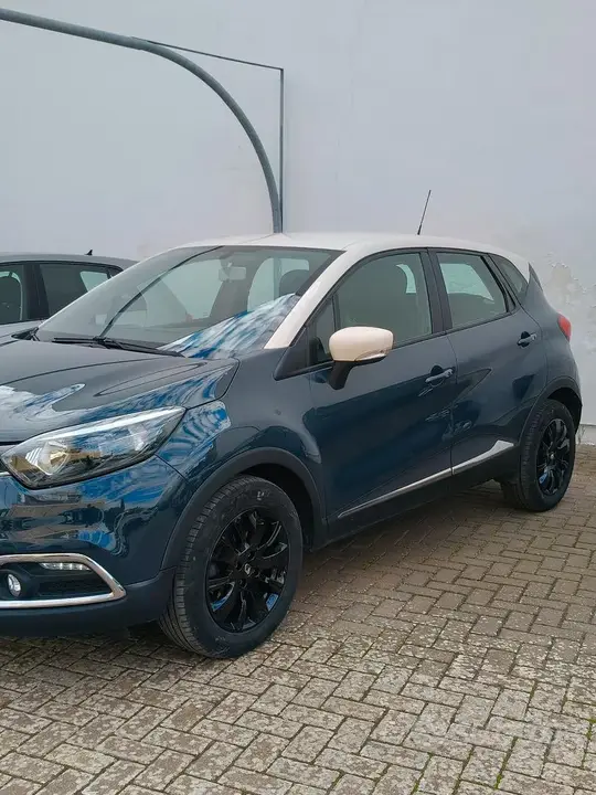 Renault Captur 2015 photo 2