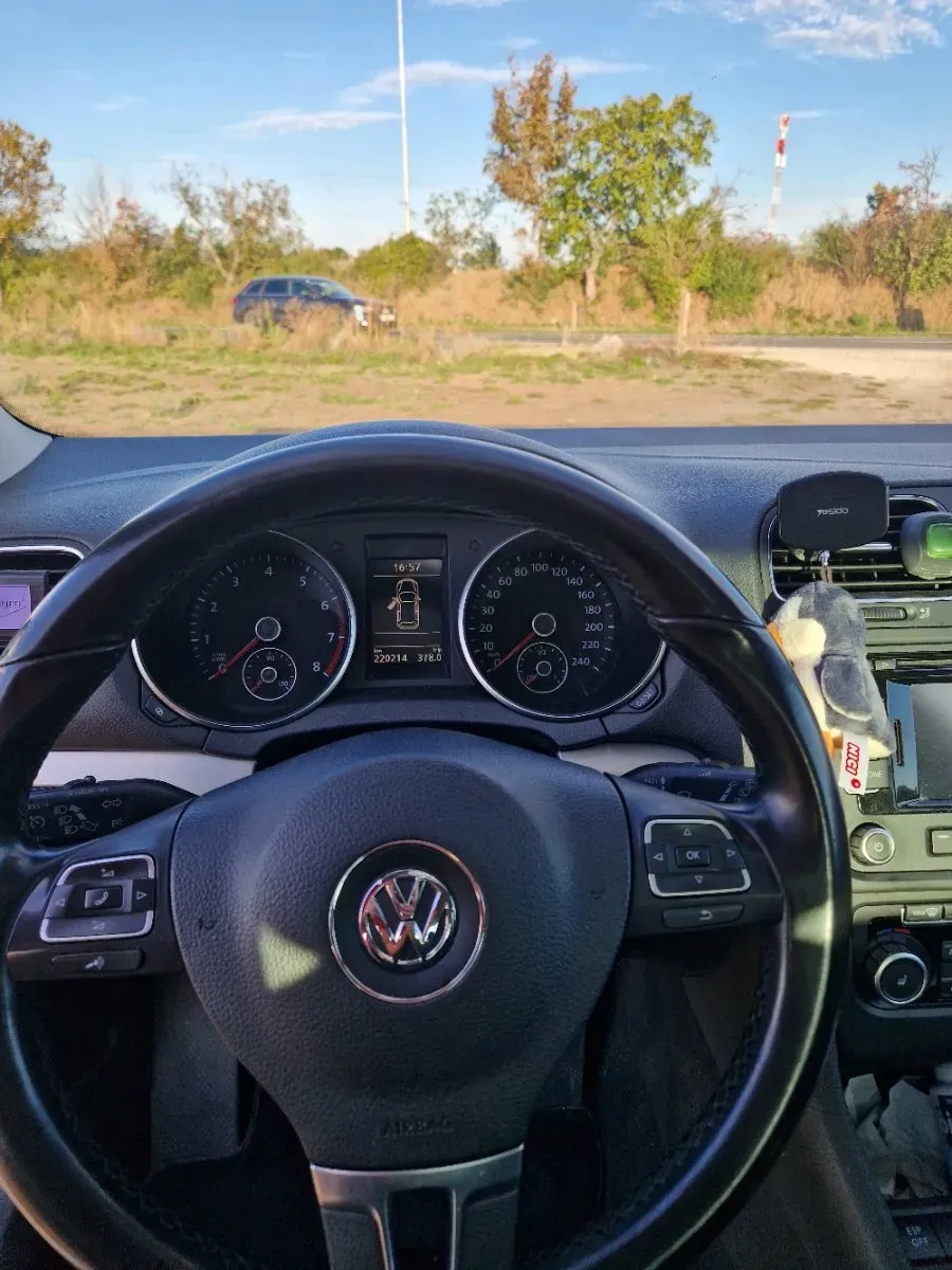 Volkswagen Golf 2009 photo 3