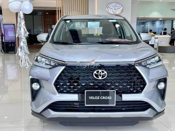Toyota Veloz Cross