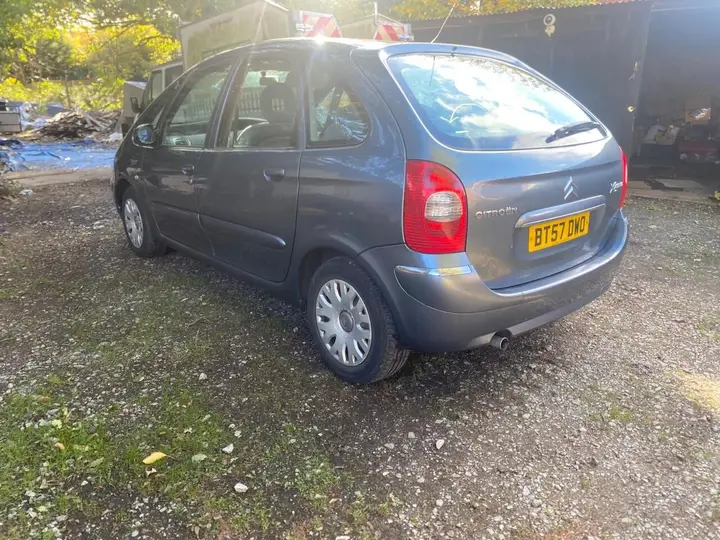 Citroen Xsara Picasso 2007 photo 2