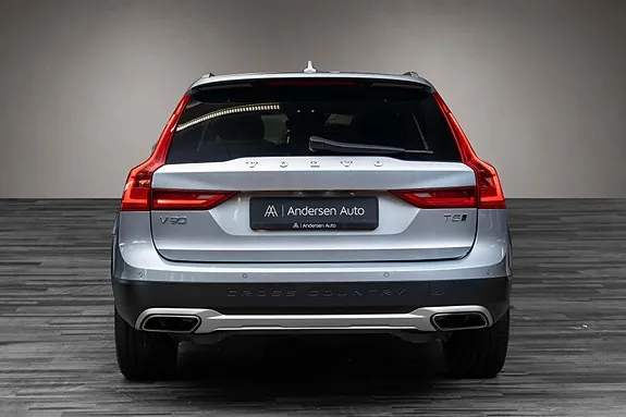 Volvo V90 Cross Country 2017 photo 4