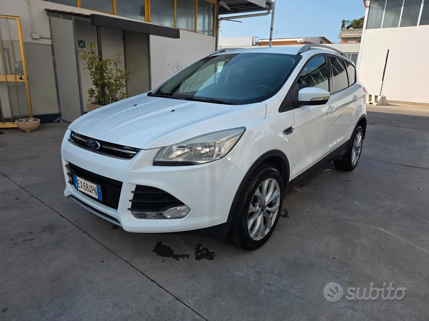 Ford Kuga 2015 photo 3