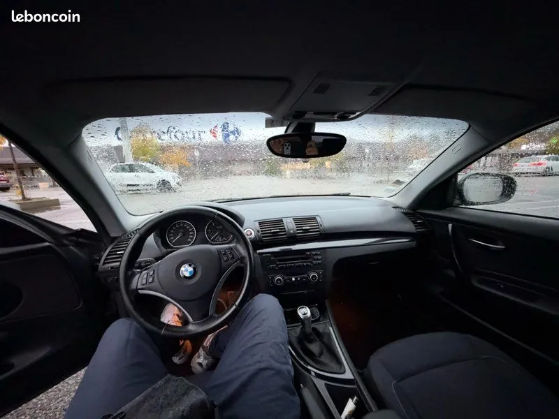 BMW 1 Series 2010 photo 3