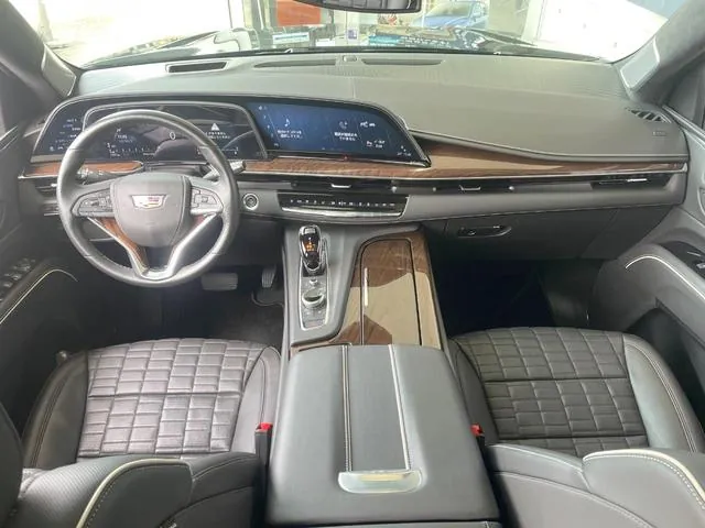 Cadillac Escalade 2021 photo 2