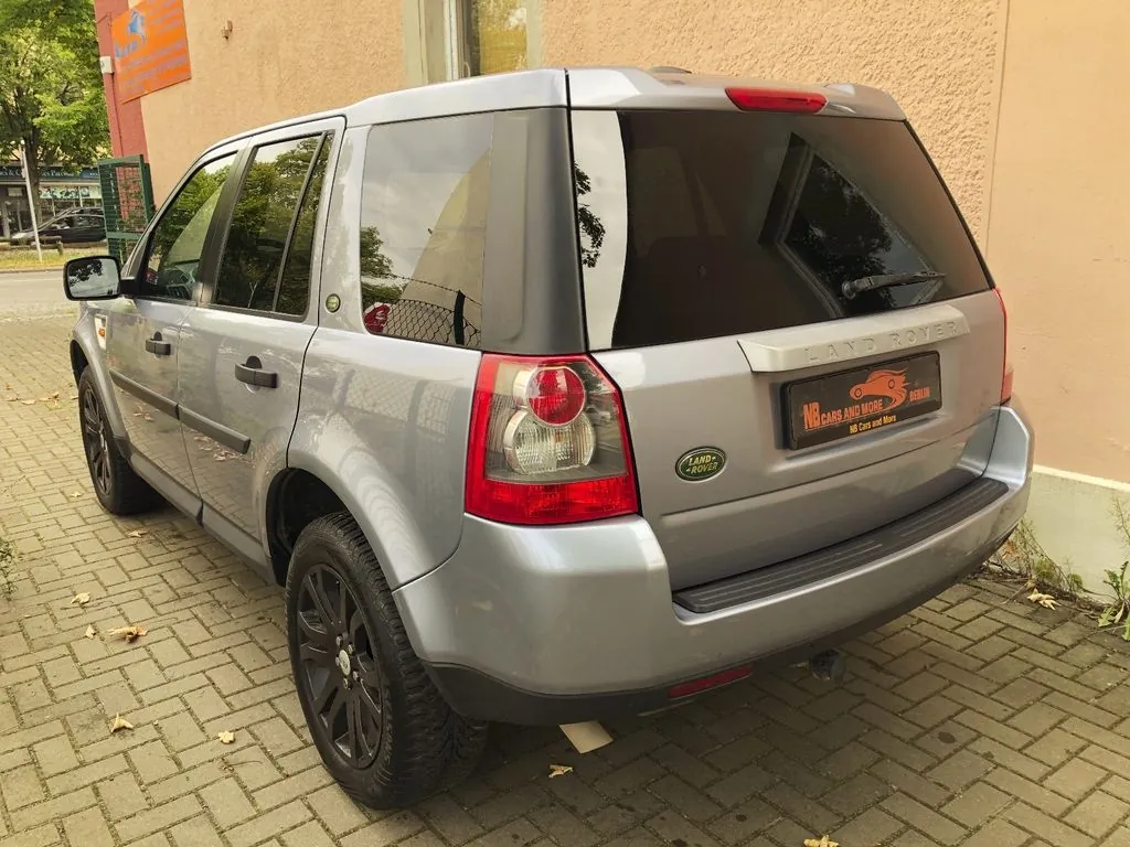 Land Rover Freelander 2 photo 2