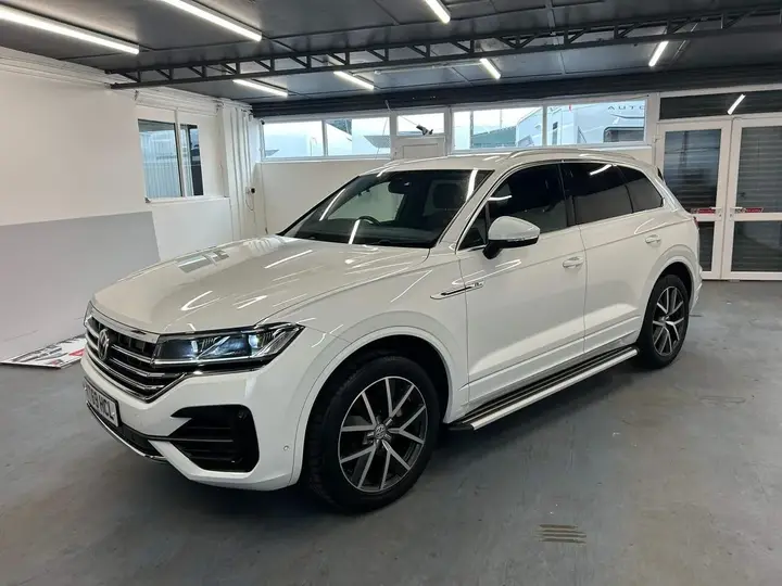 Volkswagen Touareg 2019 photo 3