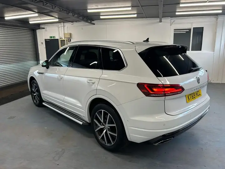 Volkswagen Touareg 2019 photo 4