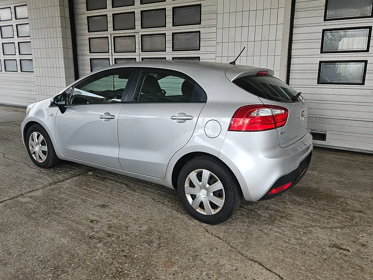Kia Rio 2014 photo 3