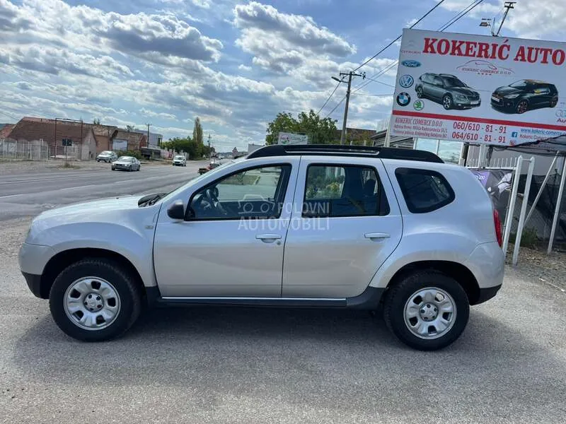 Dacia Duster 2012 photo 4