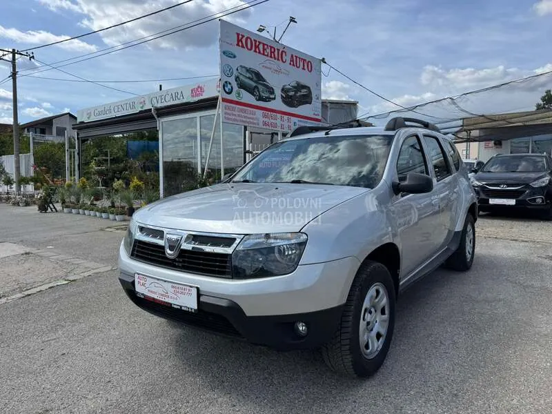 Dacia Duster 2012 photo 2