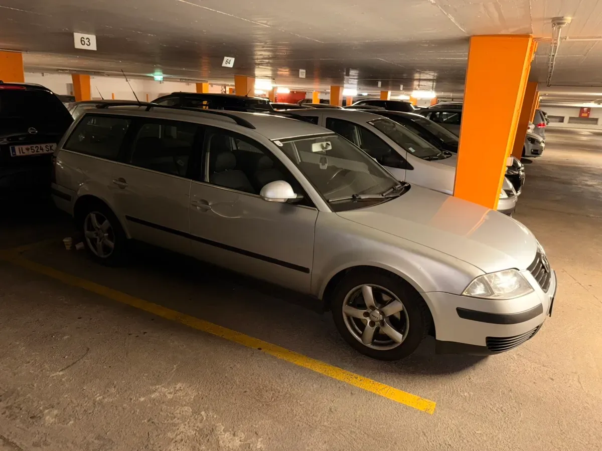 Volkswagen Passat 2005 photo 3