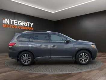 Nissan Pathfinder 2015 photo 4