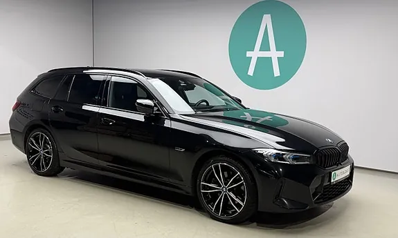 BMW 330E 2023 photo 4