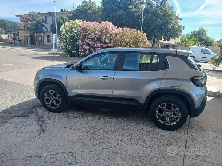 Jeep Avenger 2024 photo 2