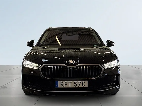 Skoda Superb 2024 photo 2