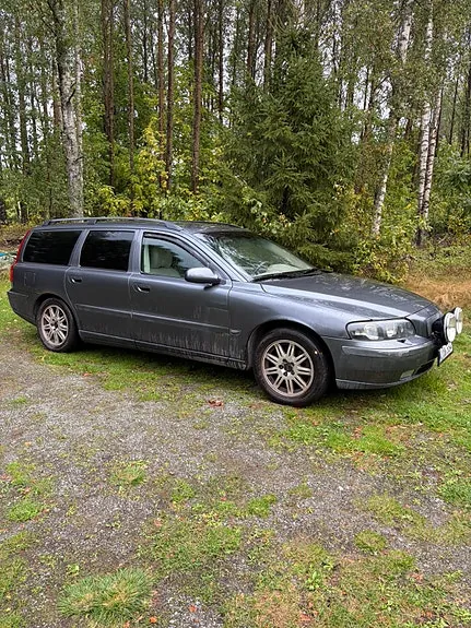 Volvo V70 2003 photo 2