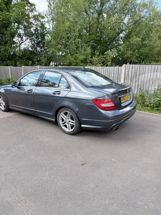 Mercedes-Benz C-Class 2013 photo 4