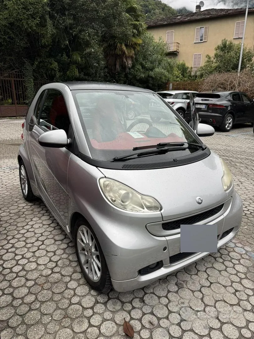 Smart Fortwo 2011 photo 3