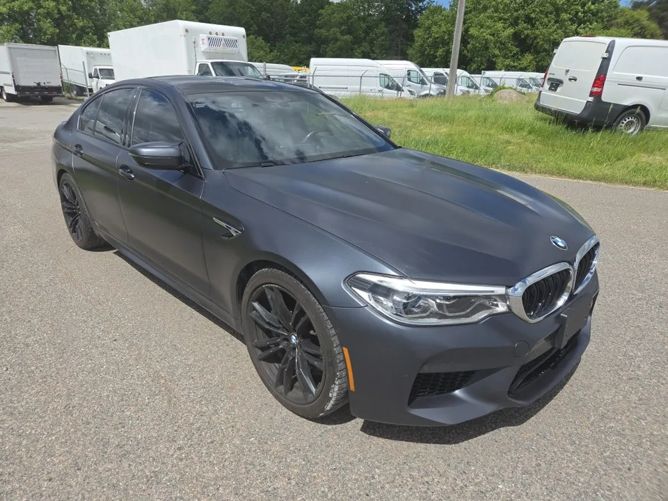 BMW M5 2019 photo 2