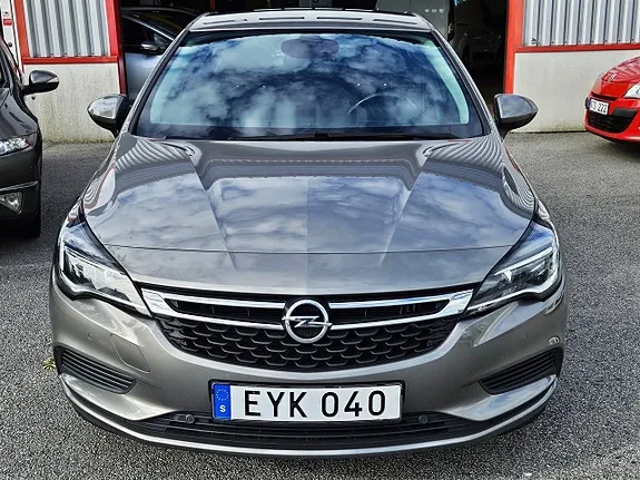 Opel Astra 2017 photo 2