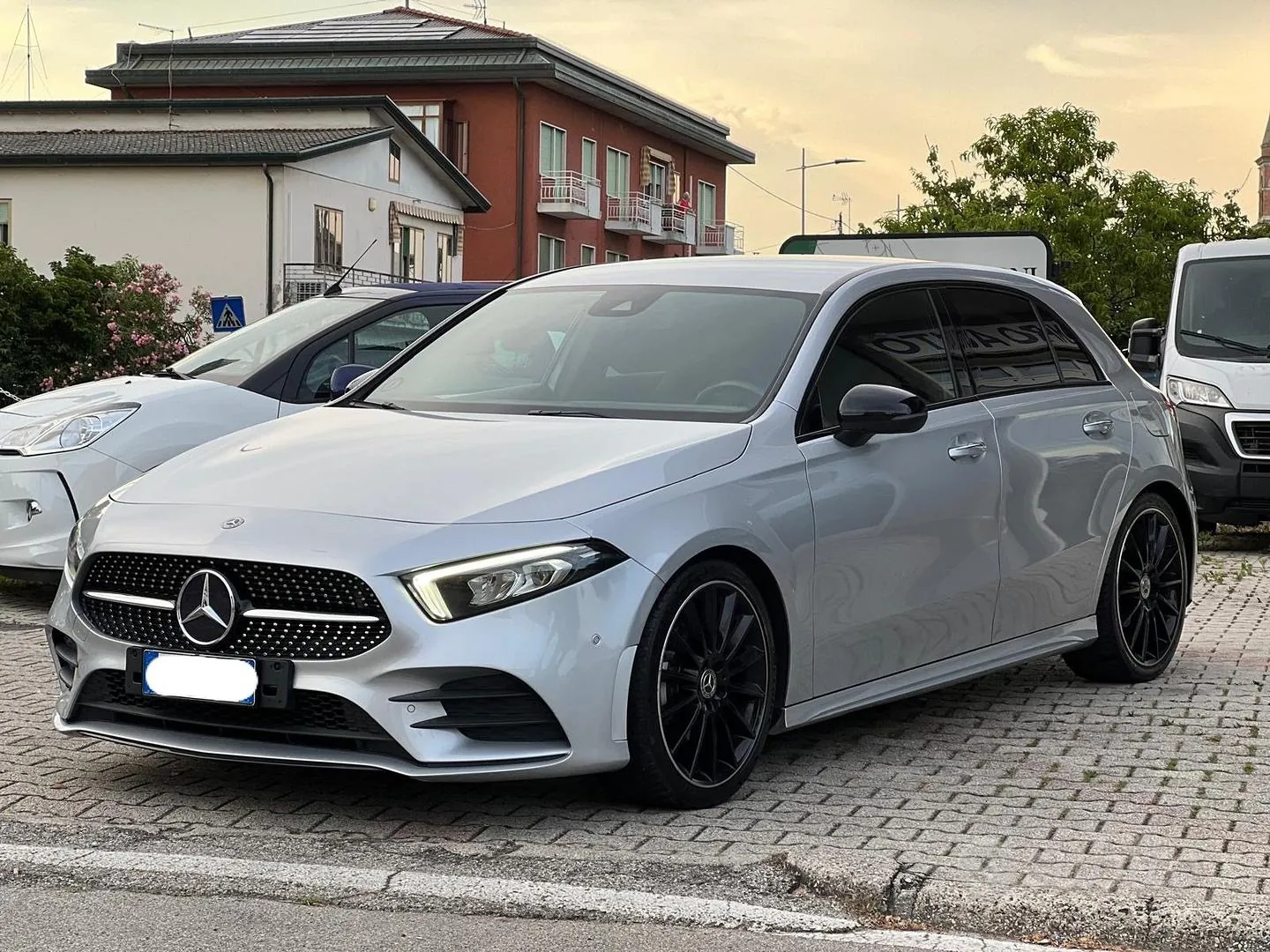 Mercedes-Benz A 180 2019 photo 3