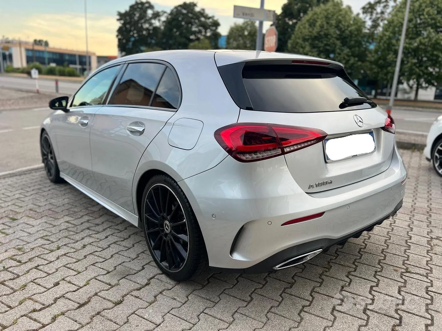 Mercedes-Benz A 180 2019 photo 4
