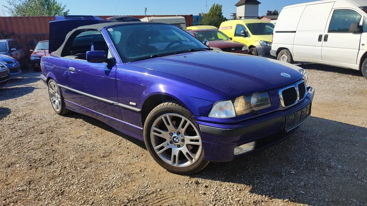 BMW 3 Series 1997 photo 2