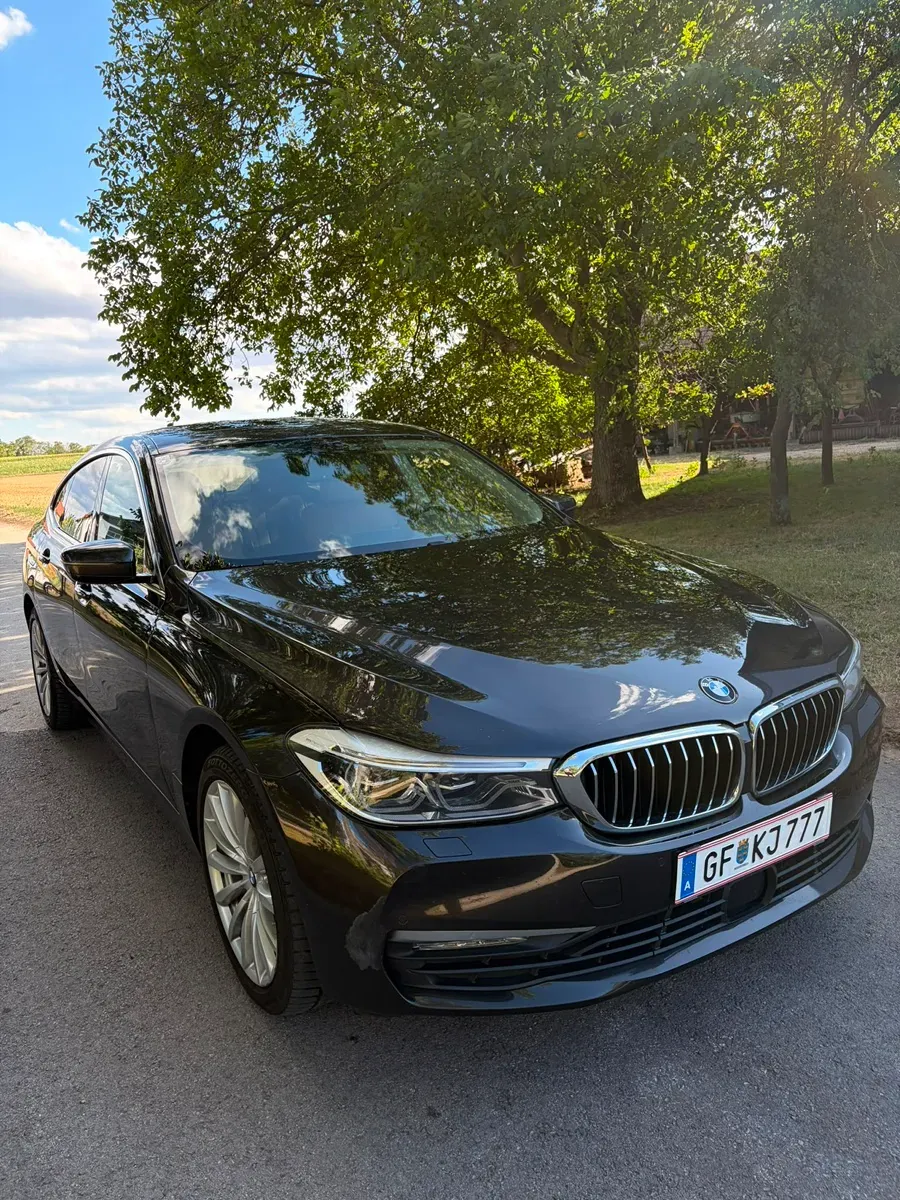 BMW 6 Series 2018 photo 2