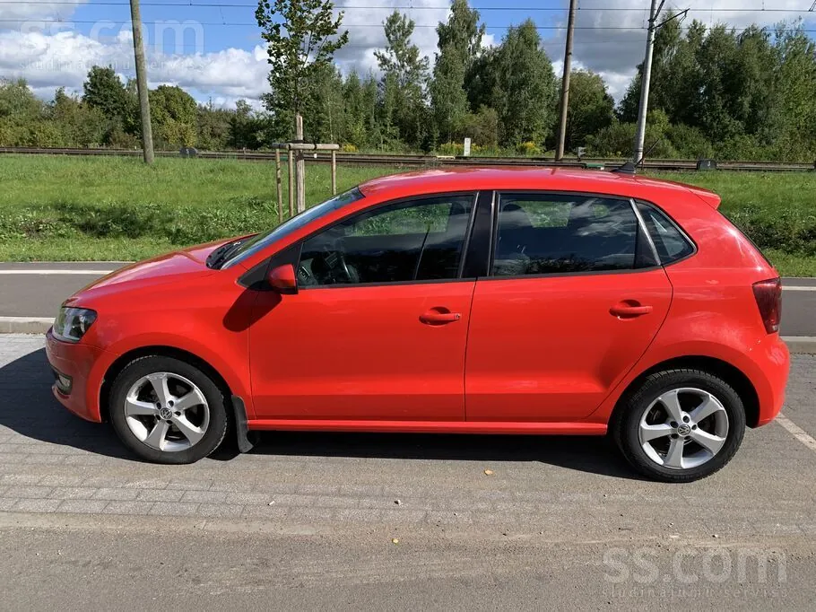 Volkswagen Polo 2010 photo 4