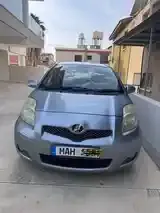 Toyota Vitz 2011 photo 2