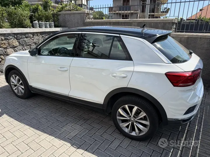 Volkswagen T-Roc 2019 photo 3