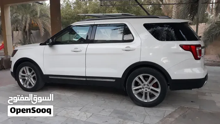 Ford Explorer 2016 photo 4