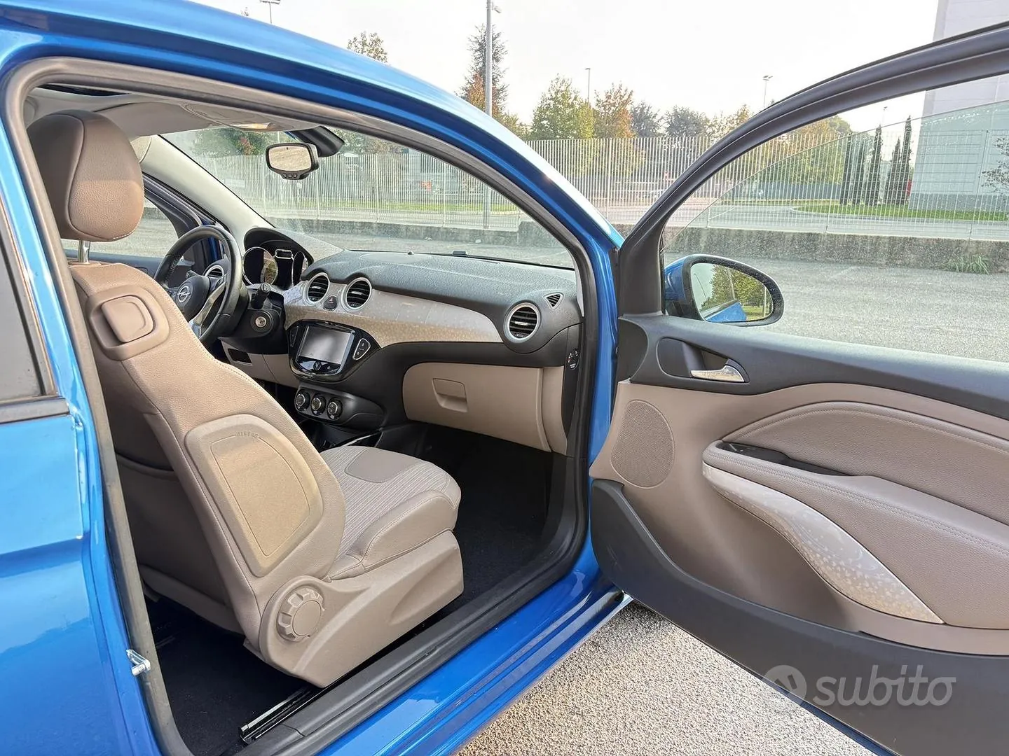 Opel Adam 2015 photo 4