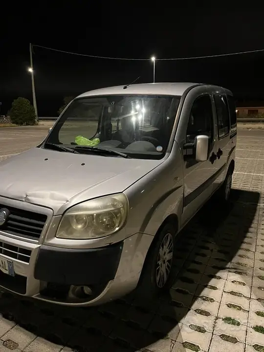 Fiat Doblò 2007 photo 2