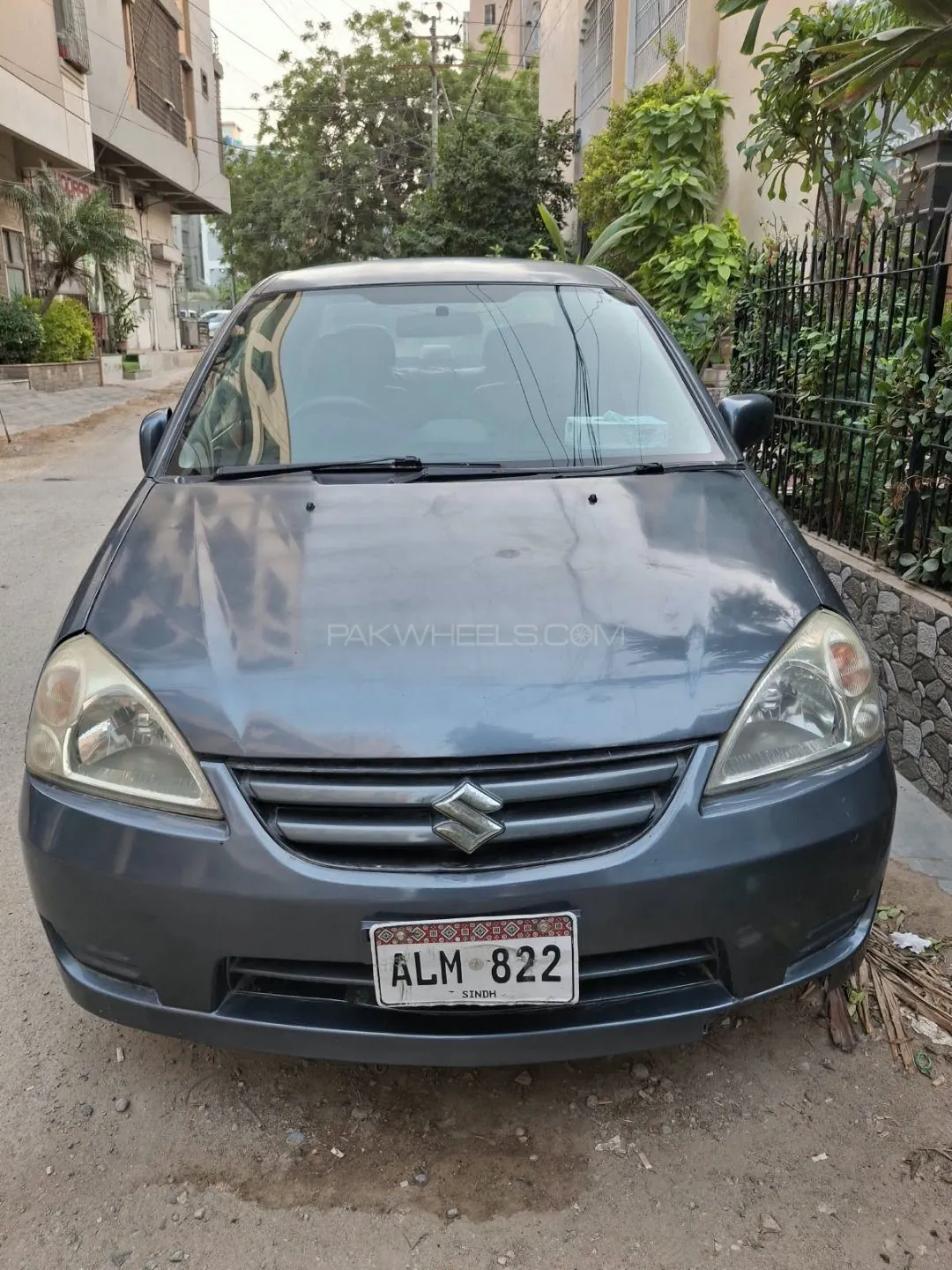 Suzuki Liana
