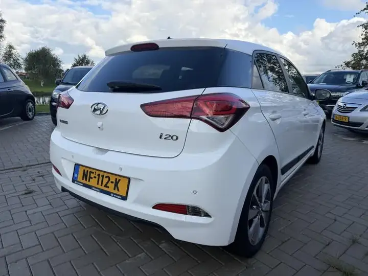 Hyundai I20 2017 photo 4