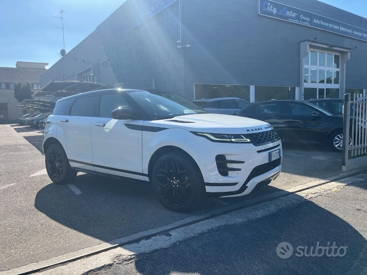 Land Rover Range Rover Evoque 2019 photo 3