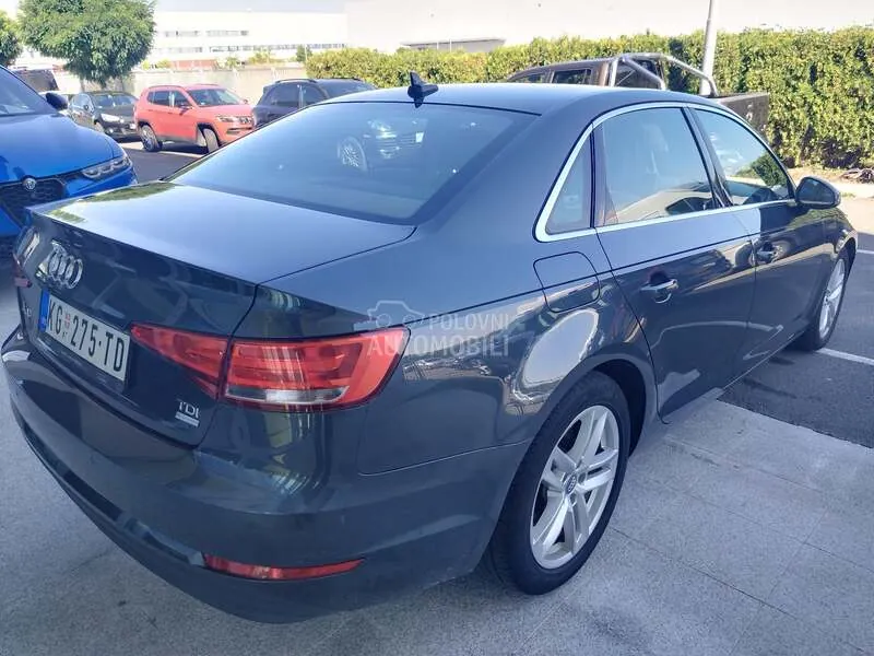 Audi A4 2016 photo 4