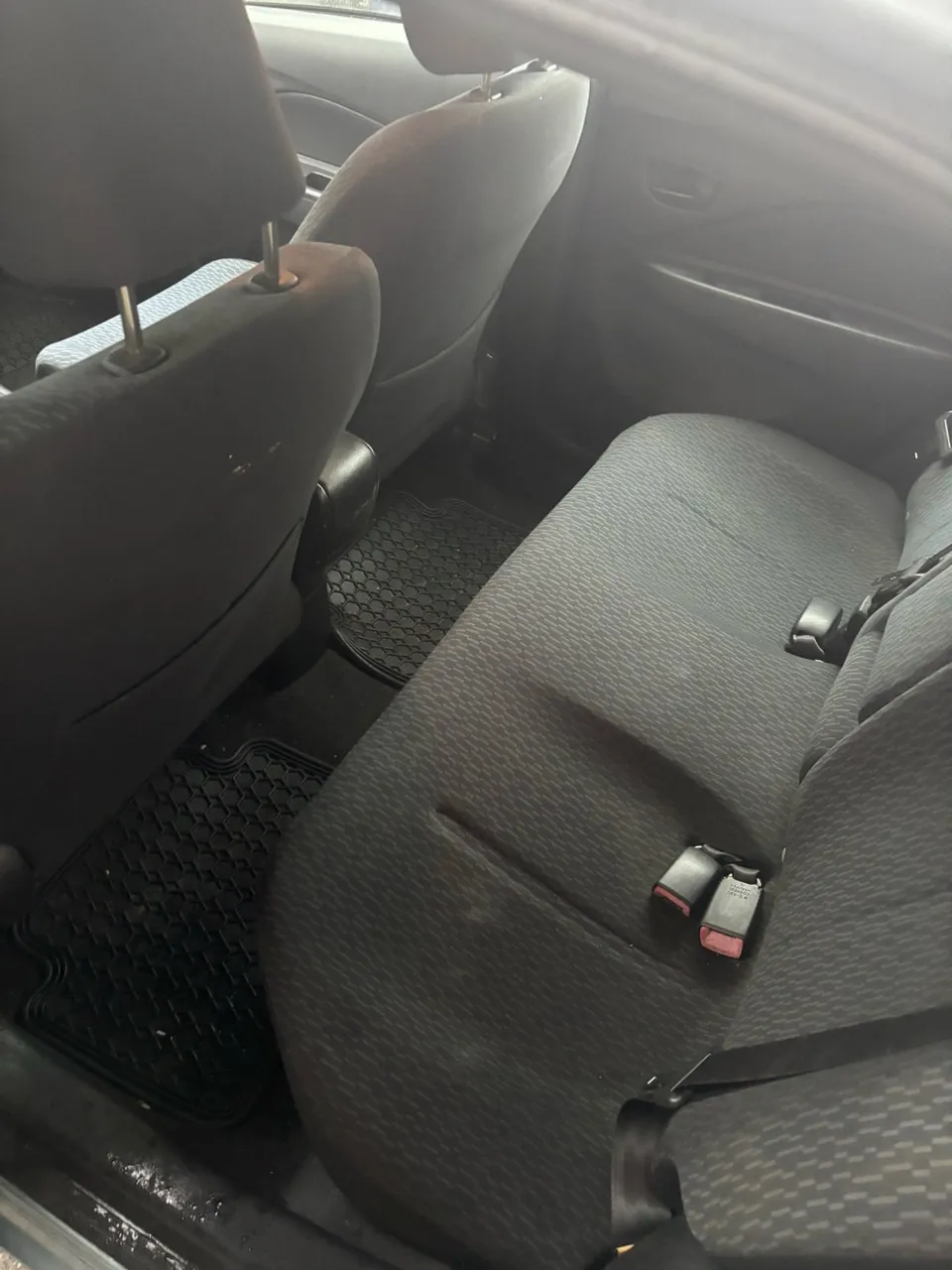 Toyota Yaris 2010 photo 5