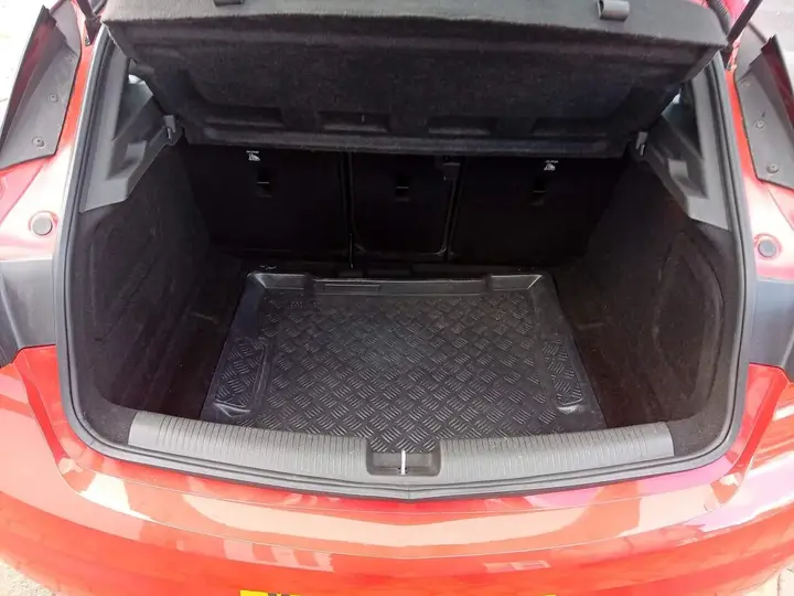 Vauxhall Astra 2018 photo 4