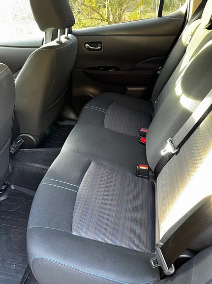 Nissan Leaf 2022 photo 3